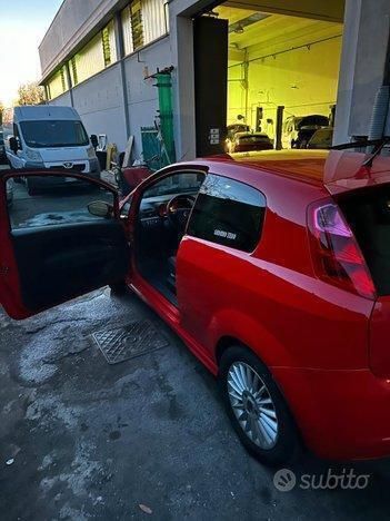 Usata Fiat Punto 2009 Rosso Utilitaria