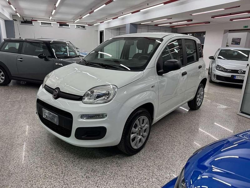 Bianco Usata 2020 Fiat Panda Easy Due volumi | 5899 € (Buon prezzo) - Immagine 1/4
