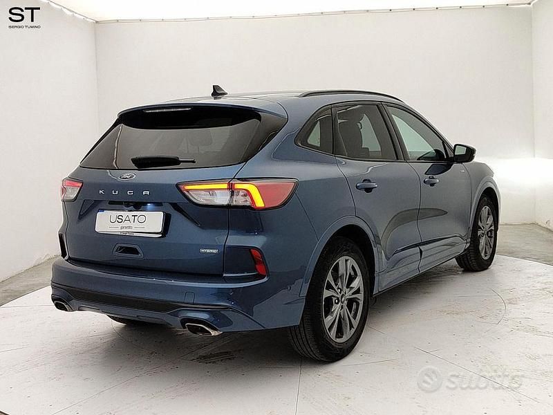 Usata Ford Kuga 190 CV (139 kW) 2023 Blu SUV