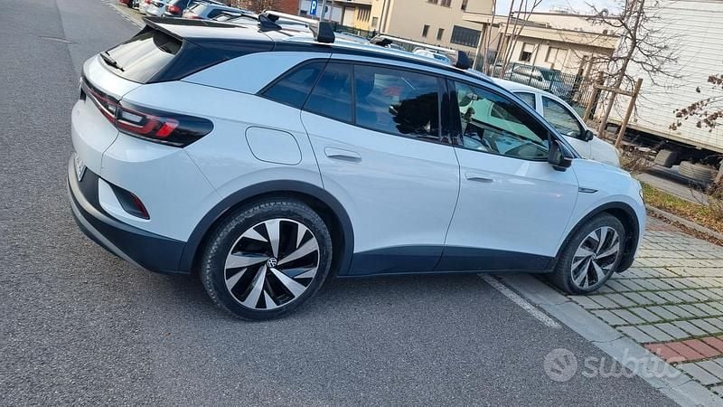 Bianco Usata 2021 VW ID.4 SUV | 23.000 € (Ottimo prezzo) - Immagine 1/4