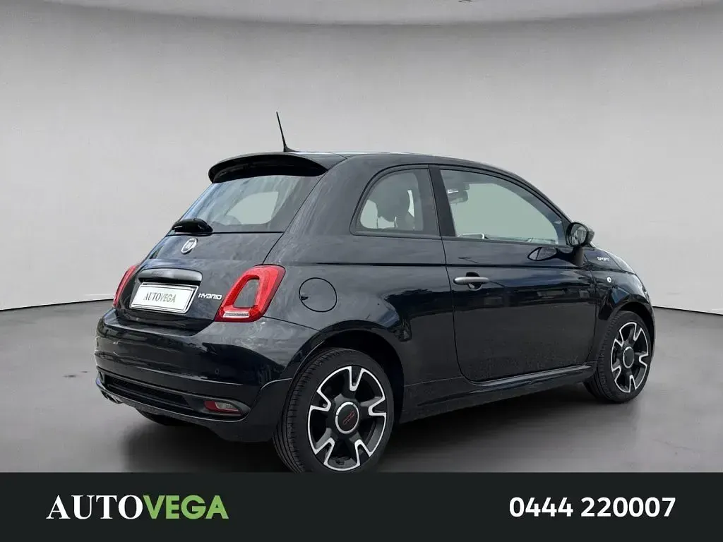 Usata Fiat 500 Sport 70 CV (51 kW) 2021 Vari colori pastello Utilitaria