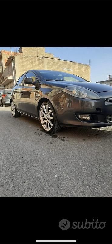 Usata Fiat Bravo Sport 165 CV (121 kW) 2011 Grigio Utilitaria