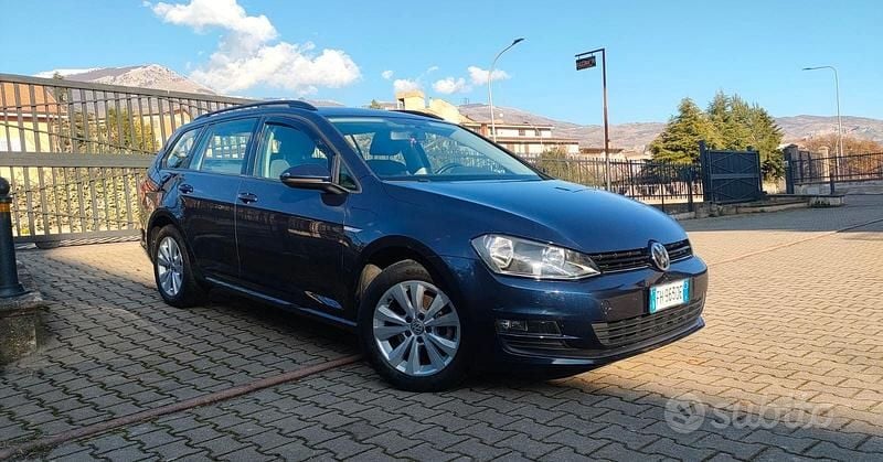 Usata VW Golf VII Business 110 CV (80 kW) 2017 Blu Station wagon