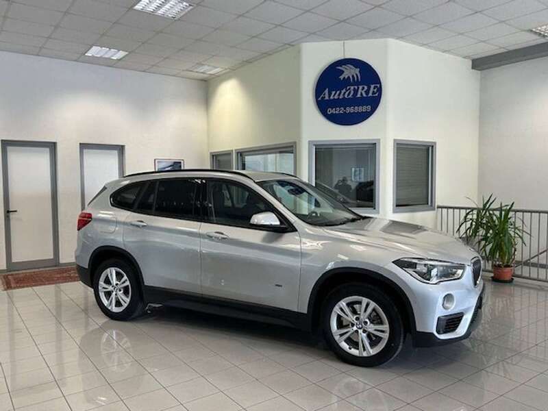 Argento Usata 2017 BMW X1 SUV | 16.300 € (Buon prezzo) - Immagine 1/4