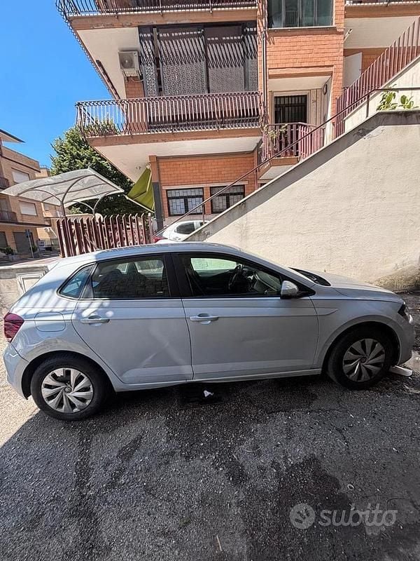 Usata VW Polo Trendline 65 CV (47 kW) 2019 Bianco Berlina