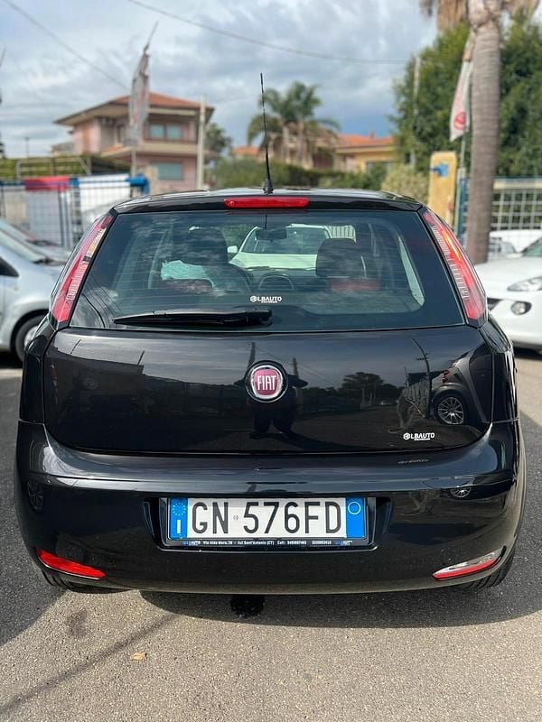 Usata Fiat Punto Sport 95 CV (69 kW) 2012 Blu Utilitaria