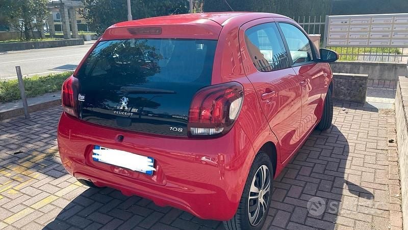 Usata Peugeot 108 Active 69 CV (50 kW) 2018 Rosso Utilitaria