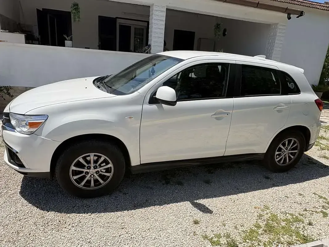 Usata Mitsubishi ASX Inform 117 CV (86 kW) 2017 SUV