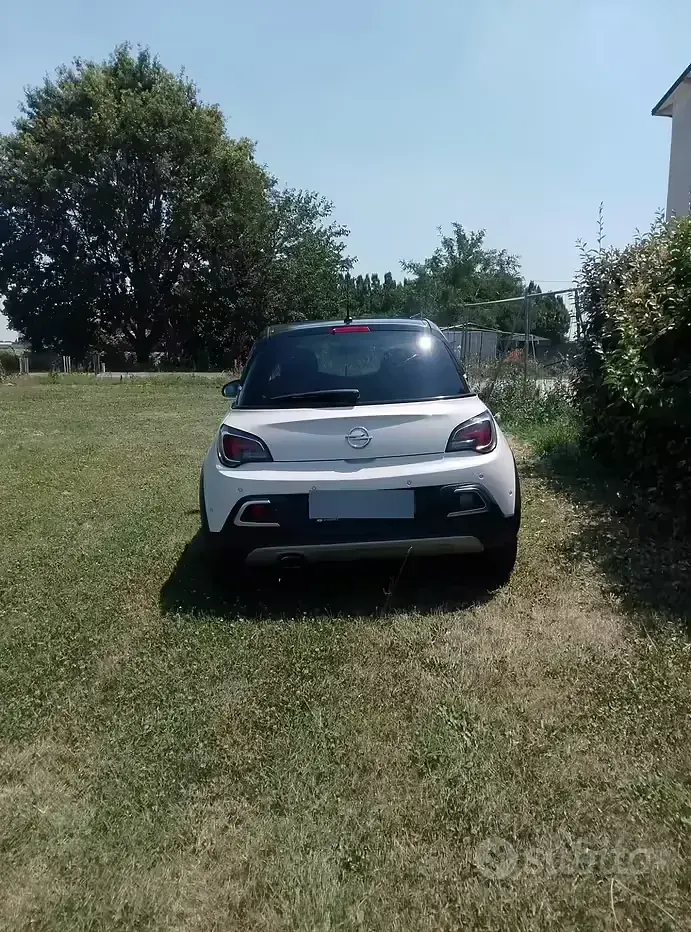Usata Opel Adam 87 CV (63 kW) 2016 Bianco Utilitaria