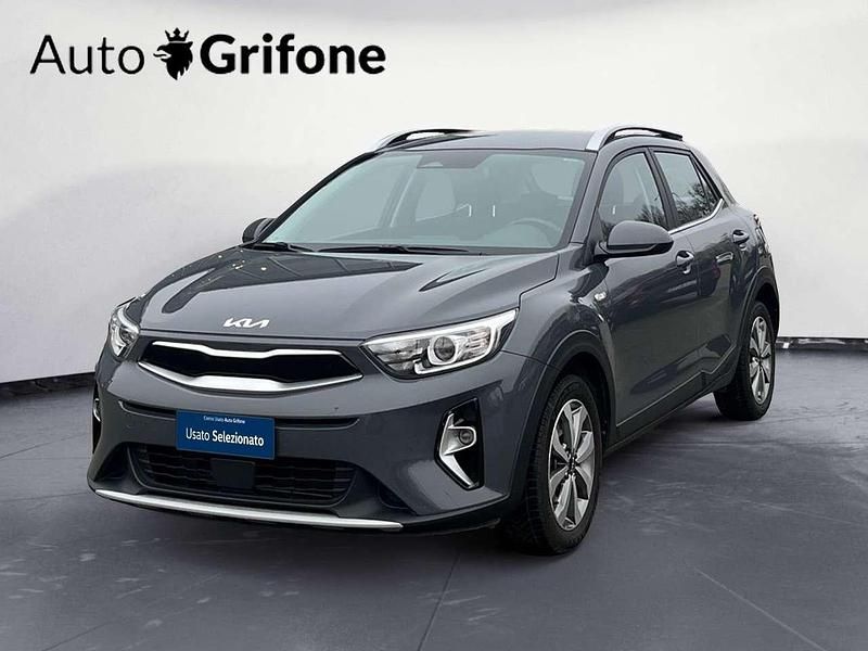 Usata Kia Stonic Style 83 CV (61 kW) 2022 Grigio SUV