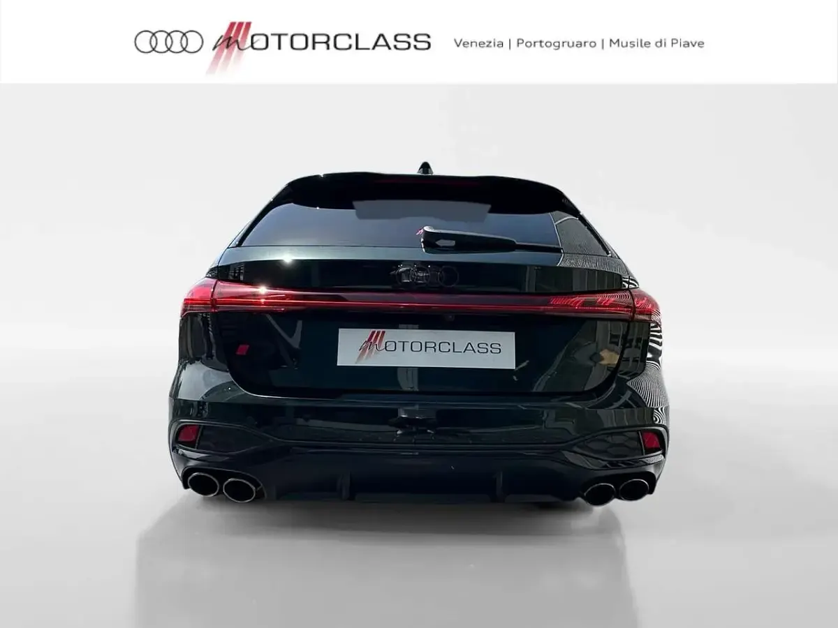 Nuova Audi S5 Sport 367 CV (269 kW) 2026 Verniciature personalizzate au Station wagon