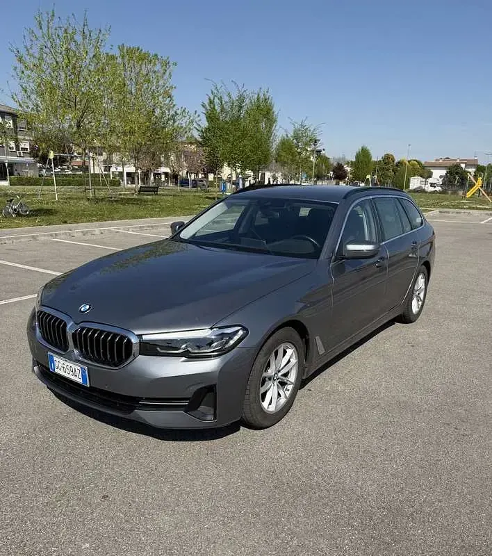 Usata BMW 518 Efficient Dynamics 150 CV (110 kW) 2021 Station wagon