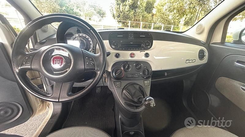 Usata Fiat 500 Lounge 75 CV (55 kW) 2010 Bianco Berlina