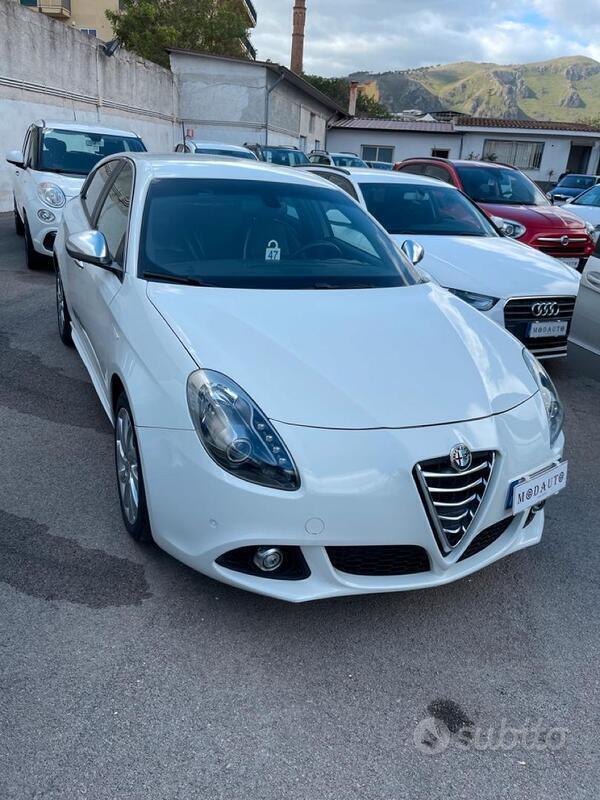 Usato 2014 Alfa Romeo Giulietta 2.0 Diesel 170 CV (6.900 €)