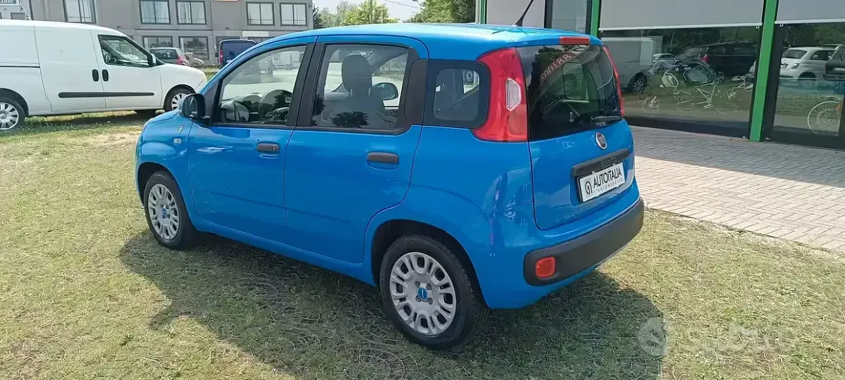 Usata Fiat Panda 69 CV (50 kW) 2016 Blu Utilitaria