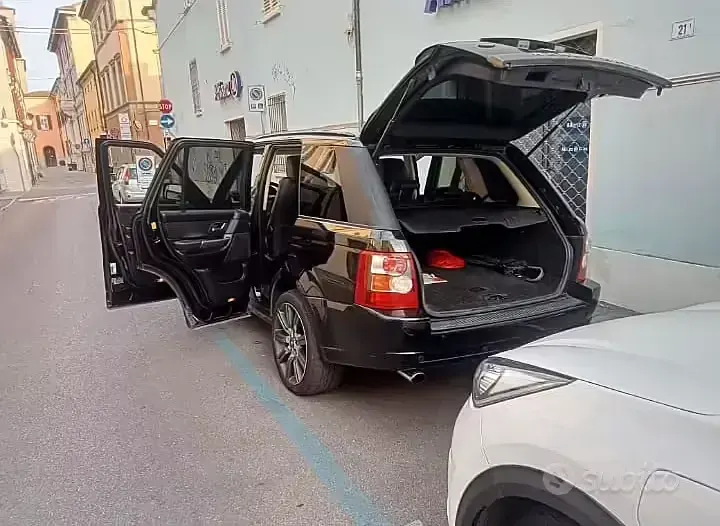 Usata Land Rover Range Rover Sport 190 CV (139 kW) 2008 Nero SUV
