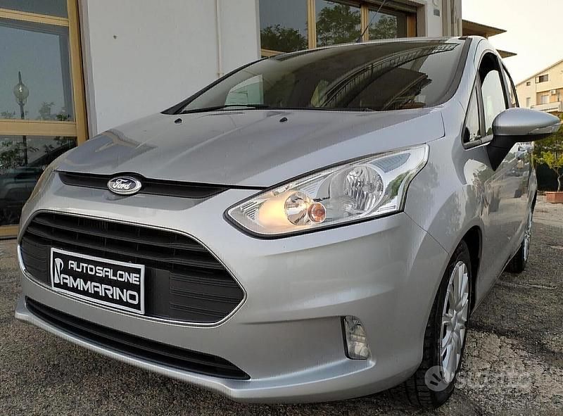 Usata Ford B-MAX Titanium 95 CV (69 kW) 2016 Grigio Monovolume