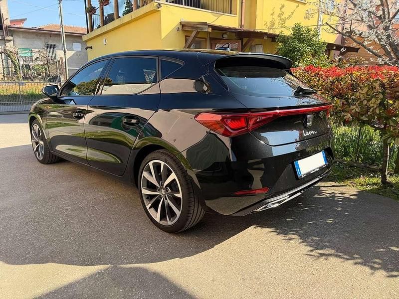 Usata Seat Leon FR 110 CV (80 kW) 2023 Nero Berlina