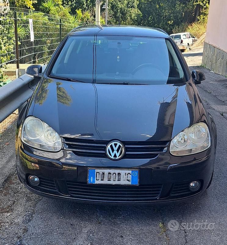 Nero Usata 2007 VW Golf Sportline Tre volumi | 4800 € (Buon prezzo) - Immagine 1/4