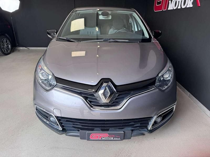 Usata Renault Captur Intens 120 CV (88 kW) 2015 Grigio SUV