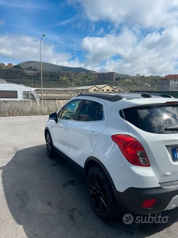 Usata Opel Mokka Cosmo 136 CV (100 kW) 2016 Bianco SUV