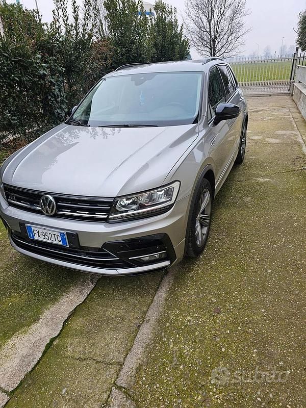 Usata VW Tiguan R-line 150 CV (110 kW) 2019 Grigio SUV