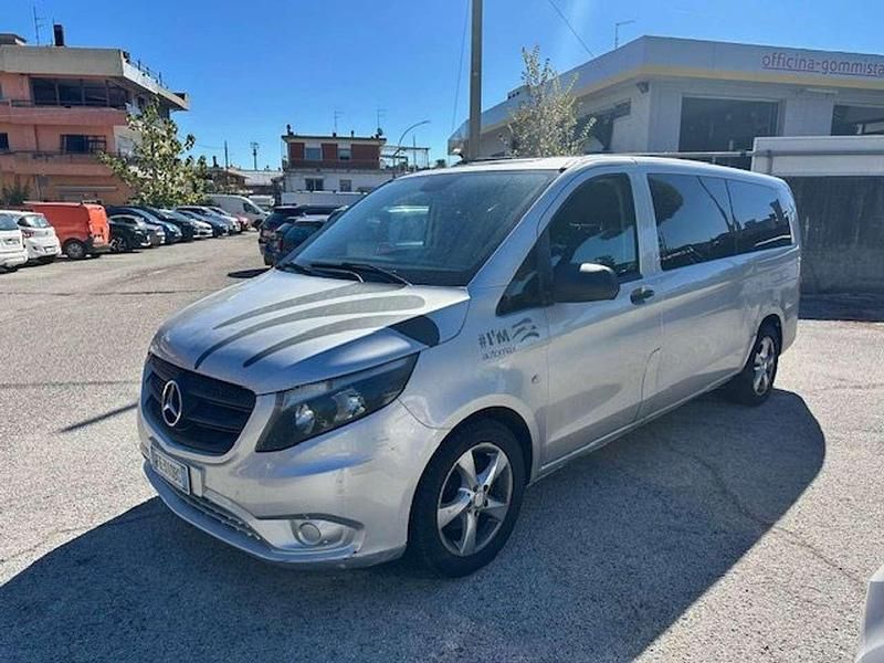 Usata Mercedes Vito 136 CV (100 kW) 2016 Argento Furgone