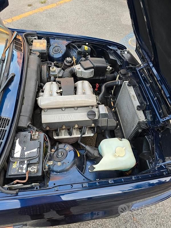 Usata BMW 318 Cabriolet 1991 Blu Cabrio