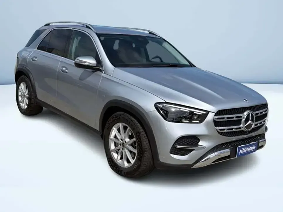 Usata Mercedes GLE300 Advanced 269 CV (197 kW) 2025 Argento SUV