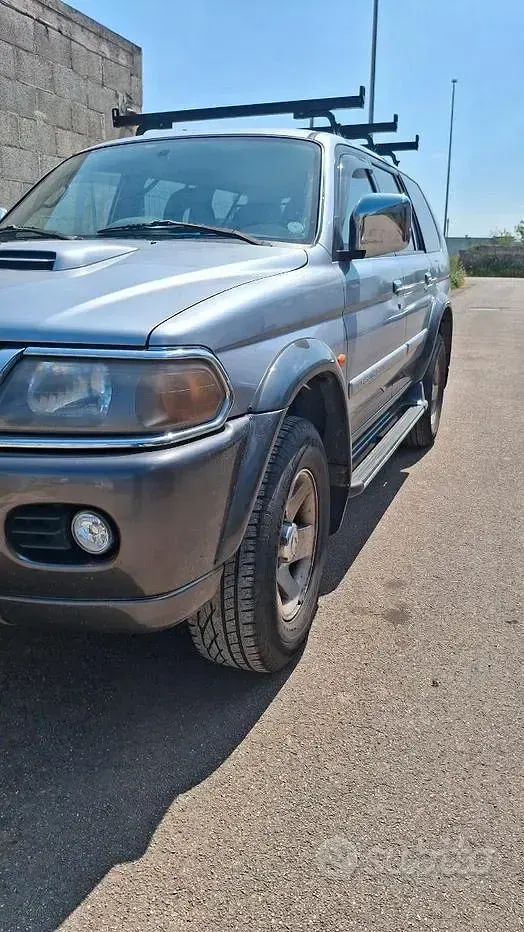 Usata Mitsubishi Pajero 115 CV (84 kW) 2004 Grigio SUV