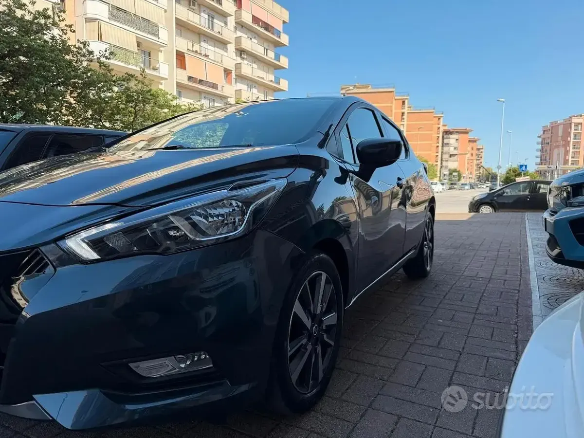 Usata Nissan Micra Visia+ 90 CV (66 kW) 2018 Grigio Utilitaria