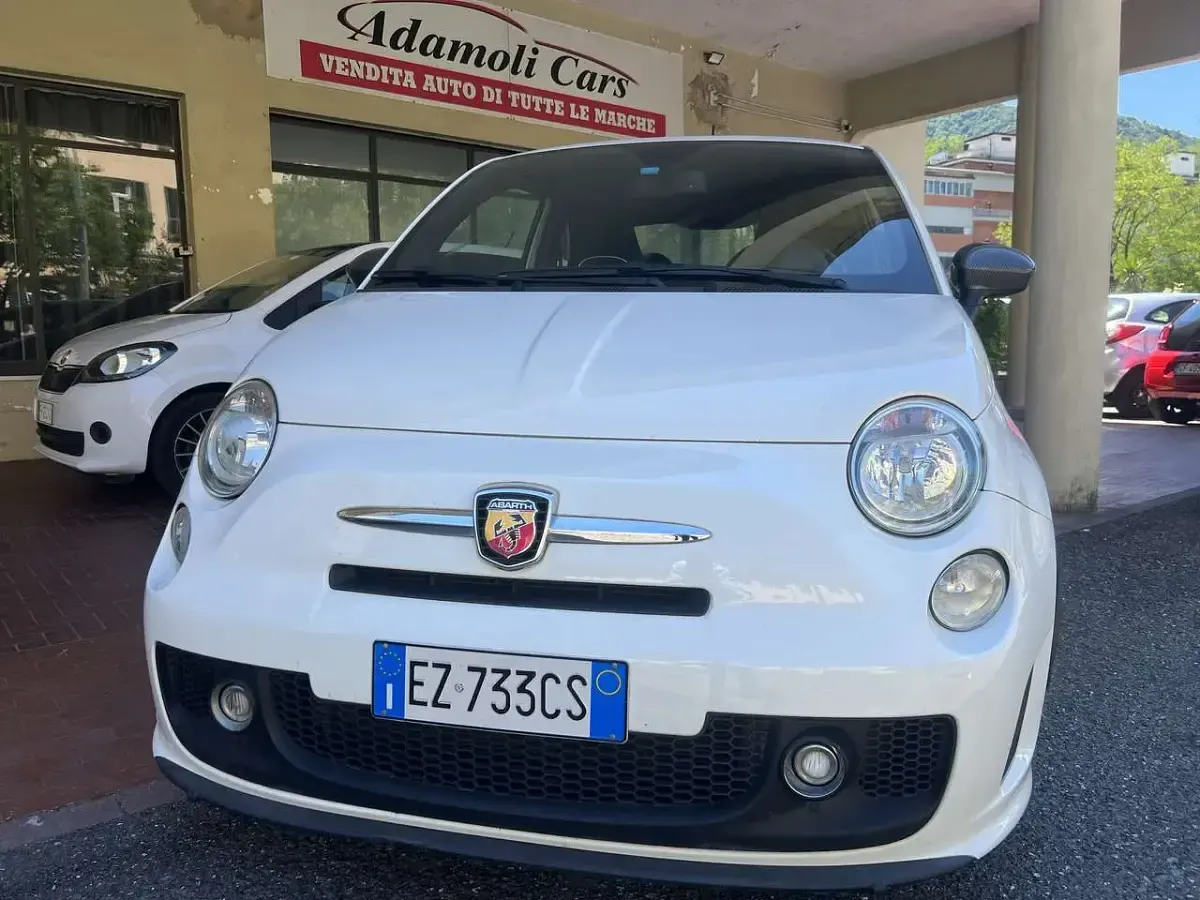 Usata Abarth 595 Custom 135 CV (99 kW) 2015 Bianco Utilitaria