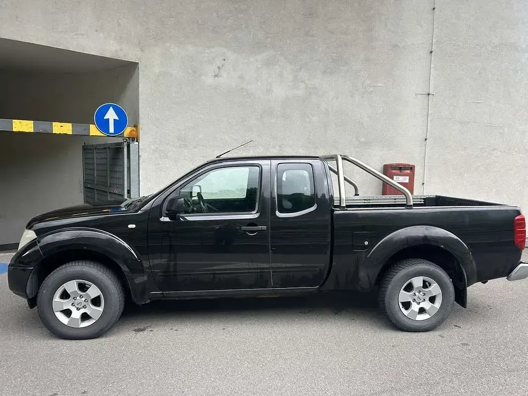 Usata Nissan Navara SE 171 CV (125 kW) 2007 Pick-up