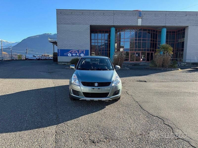 Blu Usata 2013 Suzuki Swift Tre volumi | 4950 € (Super prezzo) - Immagine 1/4