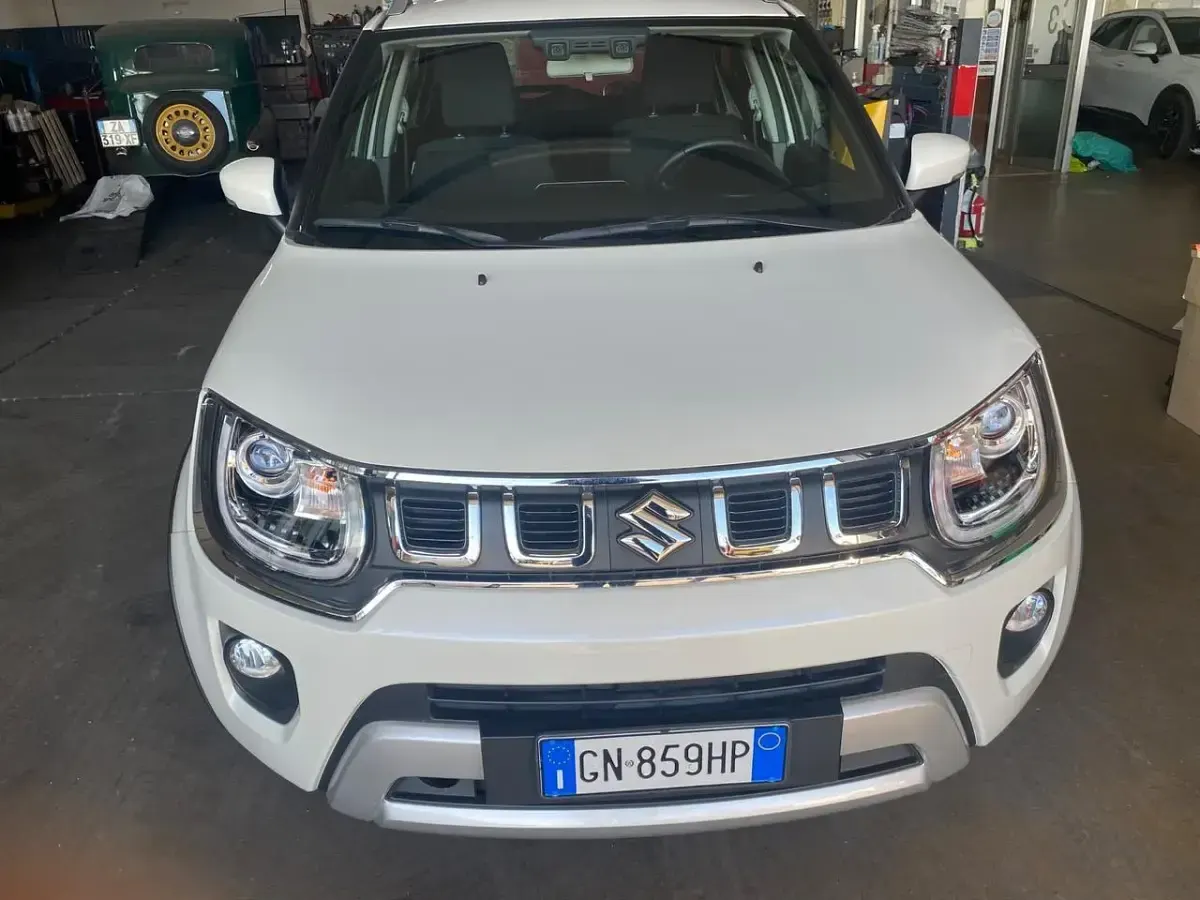 Usata Suzuki Ignis 82 CV (60 kW) 2023 Bianco SUV