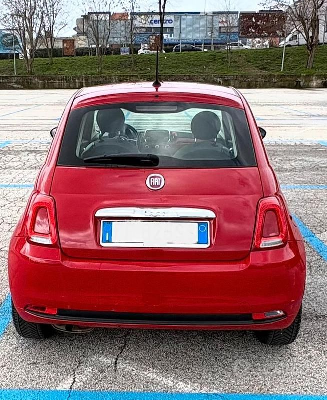 Usata Fiat 500 Lounge 69 CV (50 kW) 2016 Rosso Utilitaria