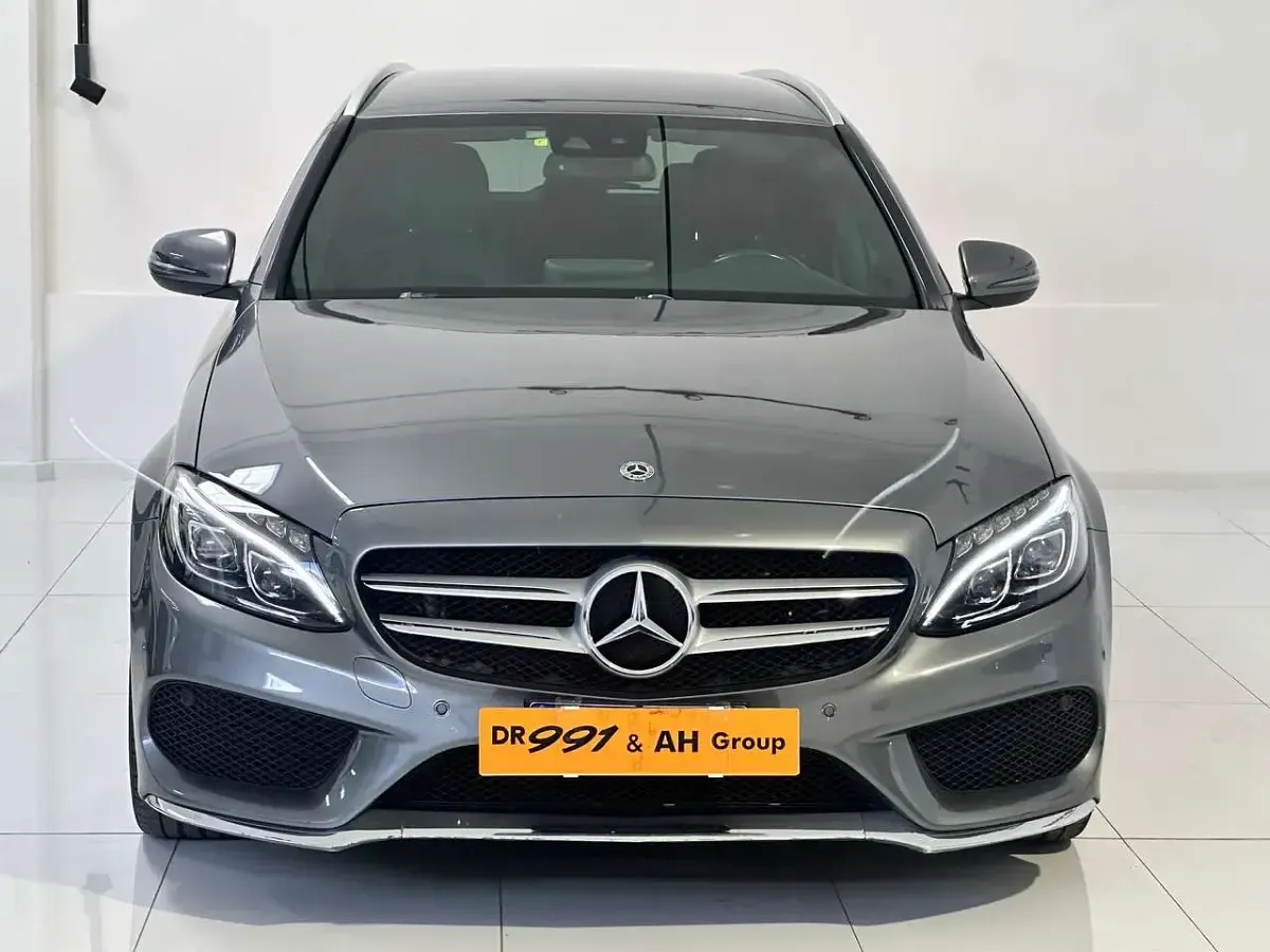 Usata Mercedes C220 Premium 170 CV (125 kW) 2017 Grigio Station wagon