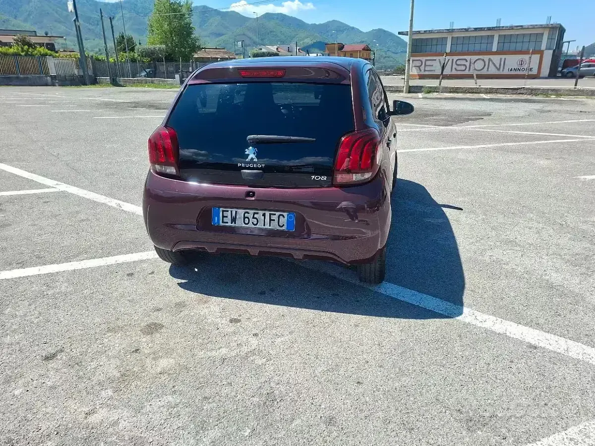 Usata Peugeot 108 69 CV (50 kW) 2014 Berlina