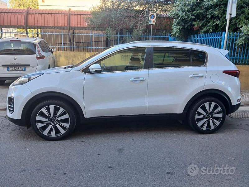 Bianco Usata 2018 Kia Sportage SUV | 16.000 € (Buon prezzo) - Immagine 1/4
