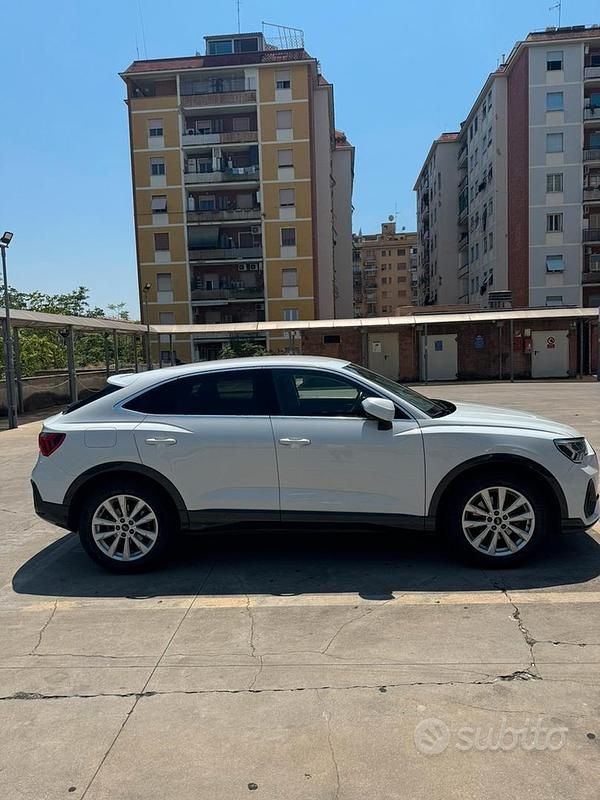 Bianco Usata 2020 Audi Q3 Sport SUV | 29.900 € - Immagine 1/4
