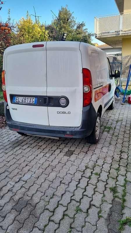 Usata Fiat Doblò Emotion 120 CV (88 kW) 2012 Monovolume