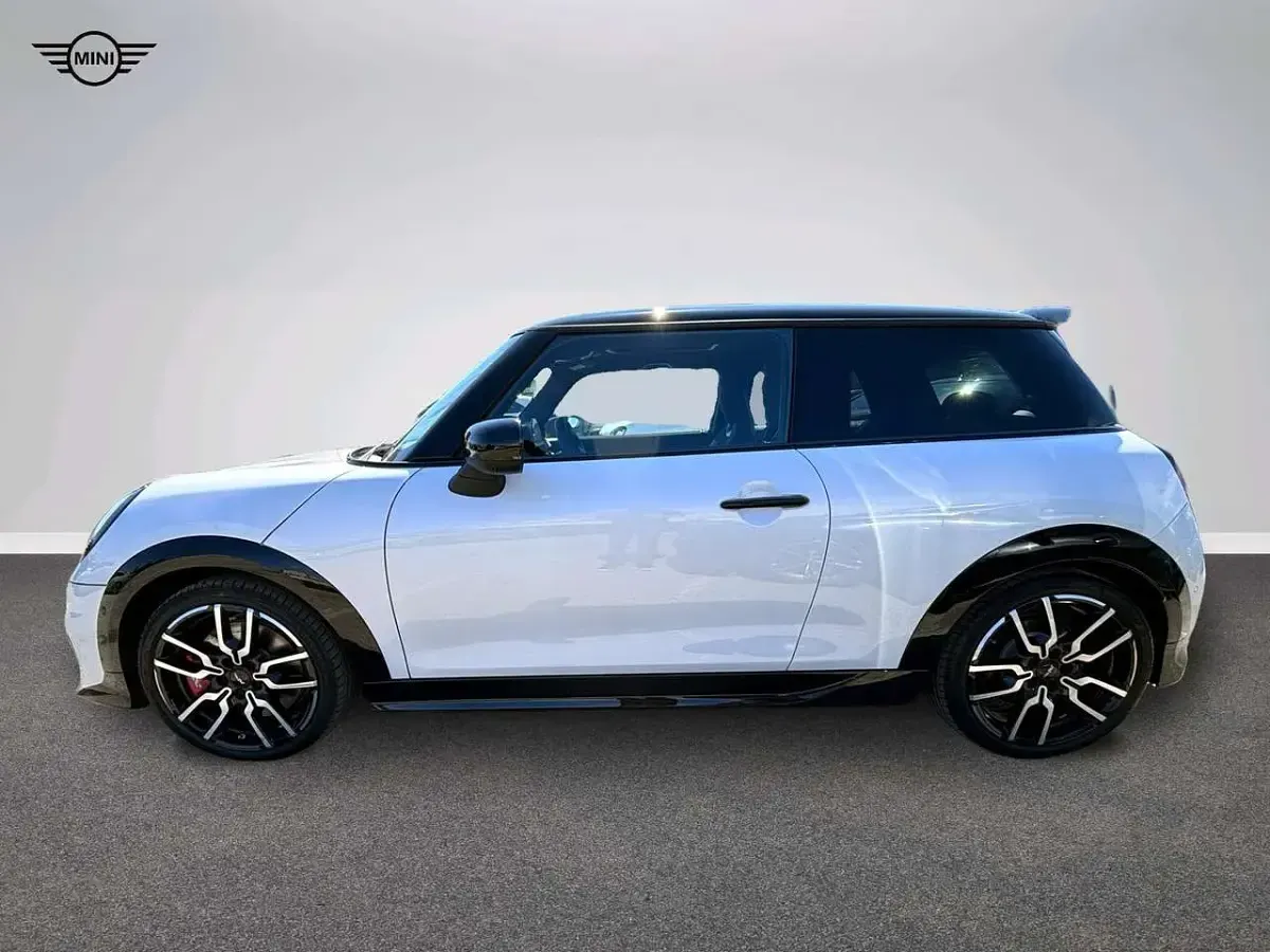 Usata Mini John Cooper Works 231 CV (169 kW) 2025 Bianco Utilitaria