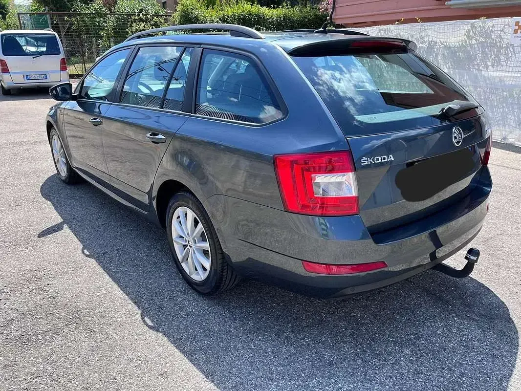 Usata Skoda Octavia Executive 150 CV (110 kW) 2014 Station wagon