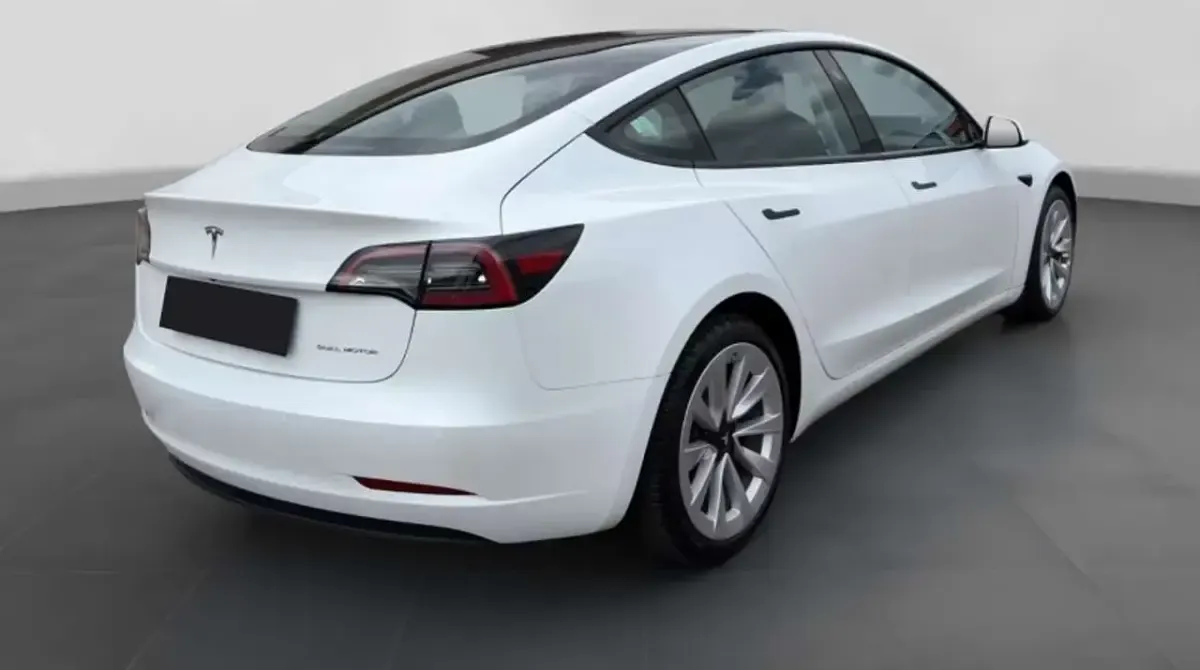 Usata Tesla Model 3 152 kW (208 CV) 2022 Bianco Berlina