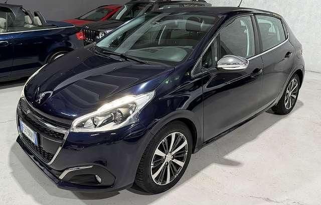 Usata Peugeot 208 GT-line 99 CV (72 kW) 2017 Blu Utilitaria