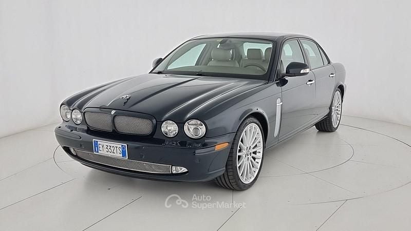 Usata Jaguar XJR 396 CV (291 kW) 2004 Berlina