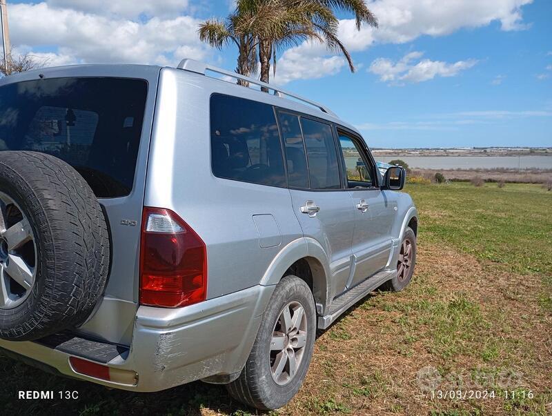 Usato 2005 Mitsubishi Pajero 3.2 Diesel 160 CV (7.800 €)