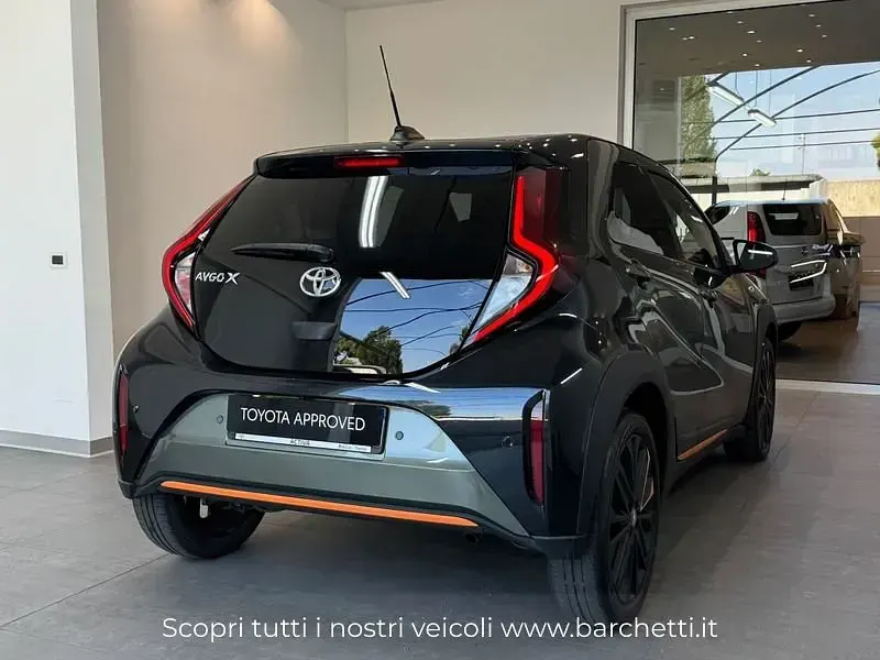 Usata Toyota Aygo X Limited 72 CV (52 kW) 2022 Verde SUV