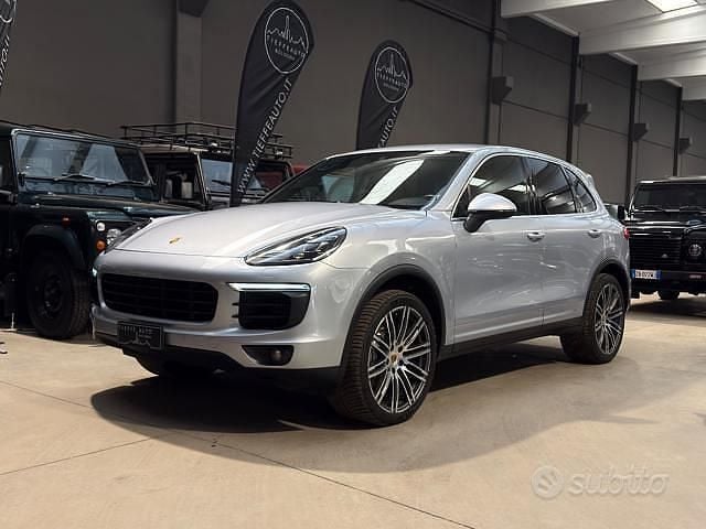 Usata Porsche Cayenne 385 CV (283 kW) 2015 Grigio SUV