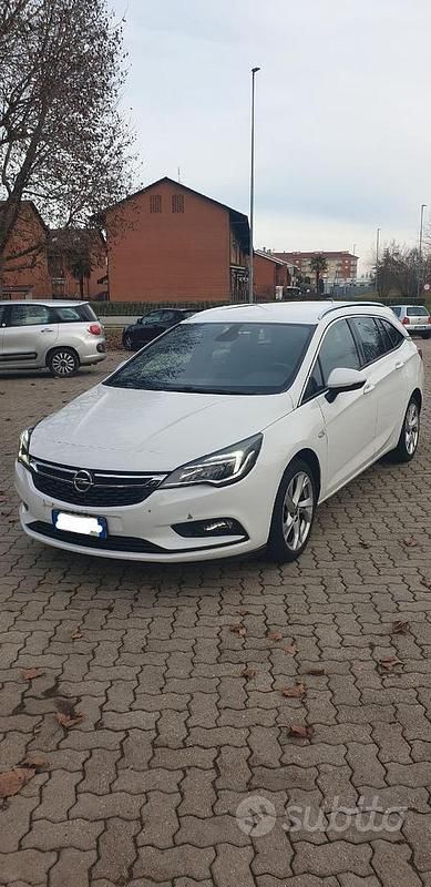 Usata Opel Astra Innovation 136 CV (100 kW) 2017 Station wagon